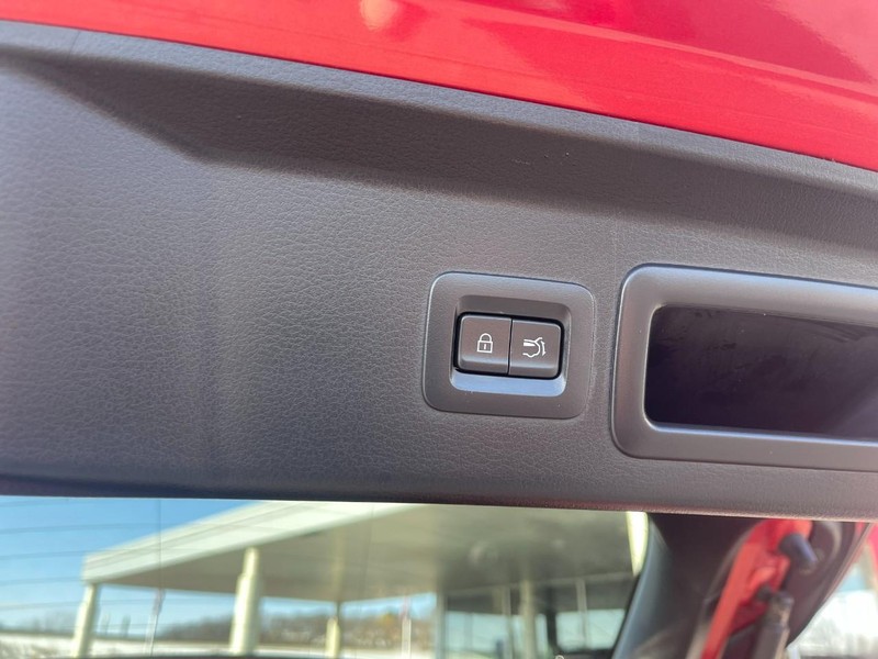 Mazda CX-30 Vehicle Image 18