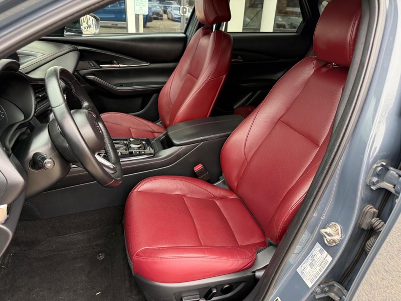 Mazda CX-30 Vehicle Image 17