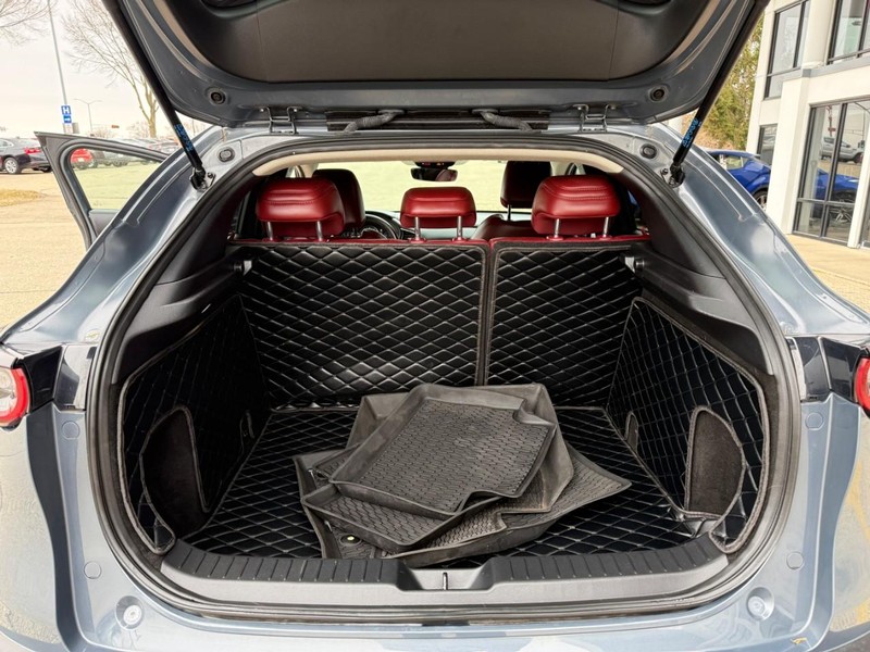 Mazda CX-30 Vehicle Image 21