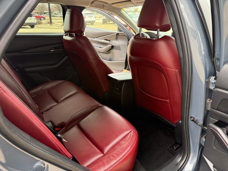 Mazda CX-30 Vehicle Image 25