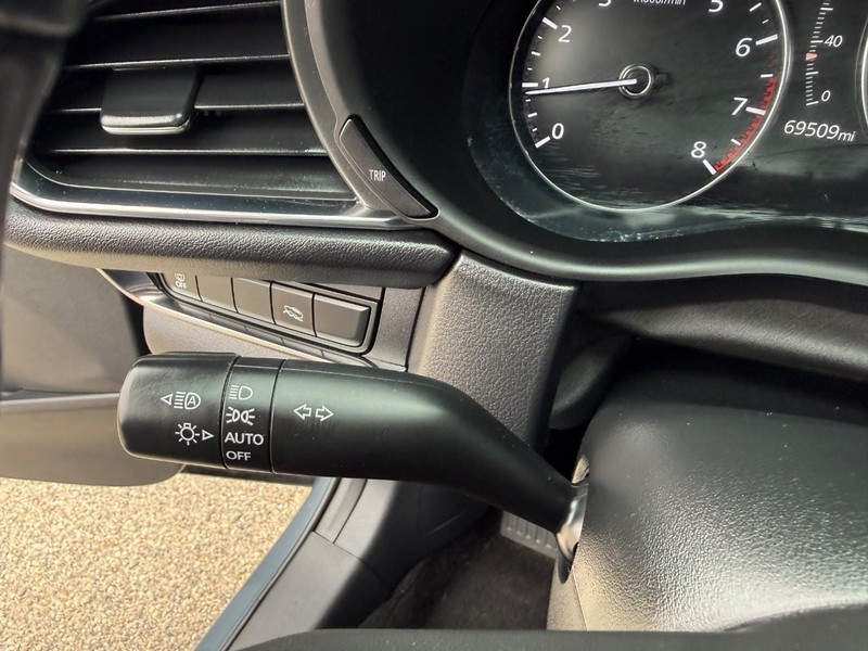 Mazda CX-30 Vehicle Image 32