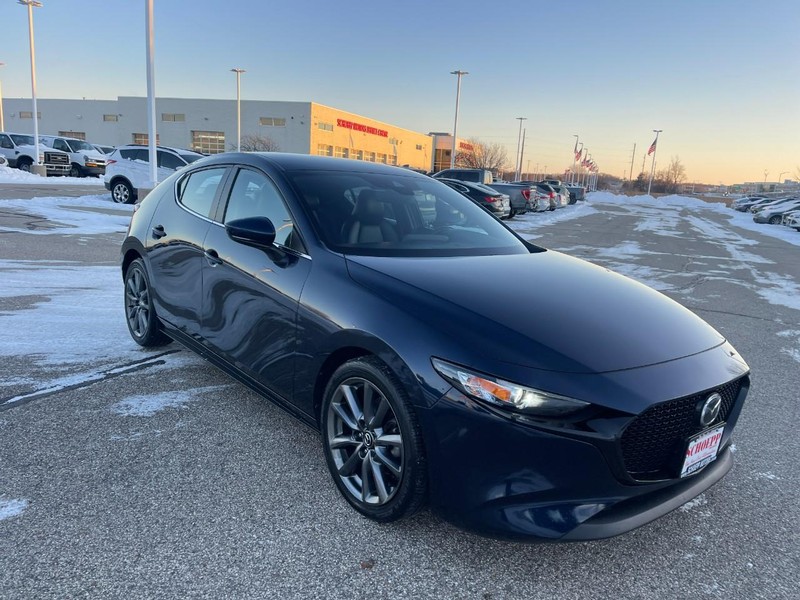 Mazda Mazda3 Hatchback Vehicle Image 02