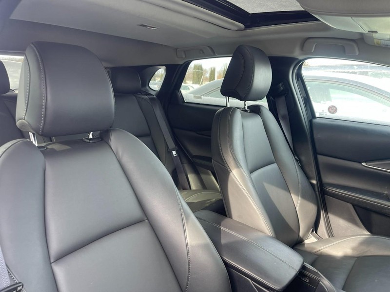 Mazda CX-30 Vehicle Image 04