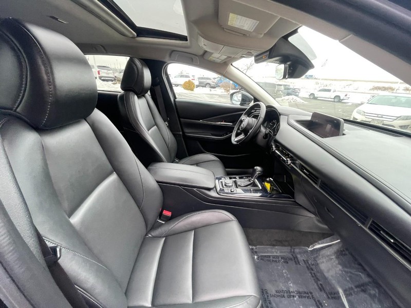 Mazda CX-30 Vehicle Image 11