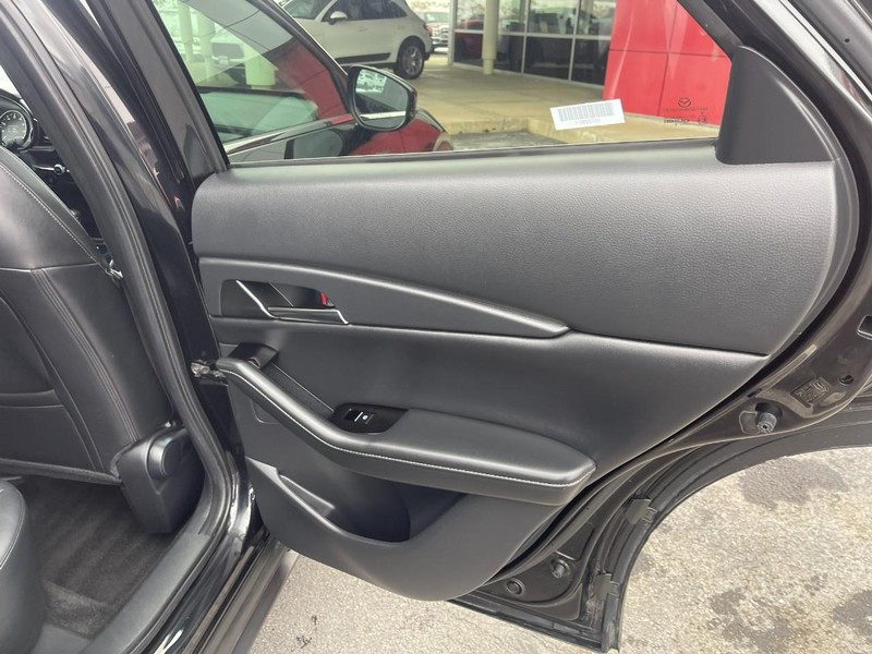 Mazda CX-30 Vehicle Image 15