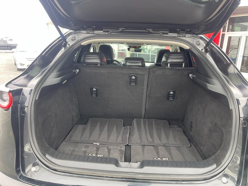 Mazda CX-30 Vehicle Image 16