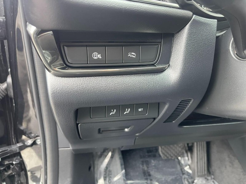 Mazda CX-30 Vehicle Image 23