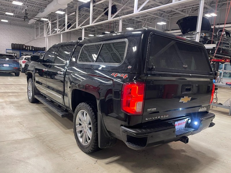 Chevrolet Silverado 1500 Vehicle Image 03