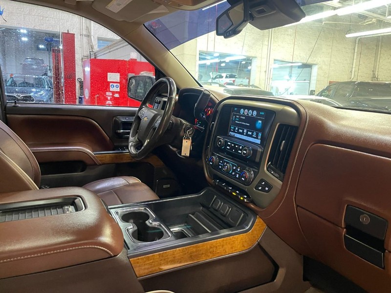 Chevrolet Silverado 1500 Vehicle Image 05