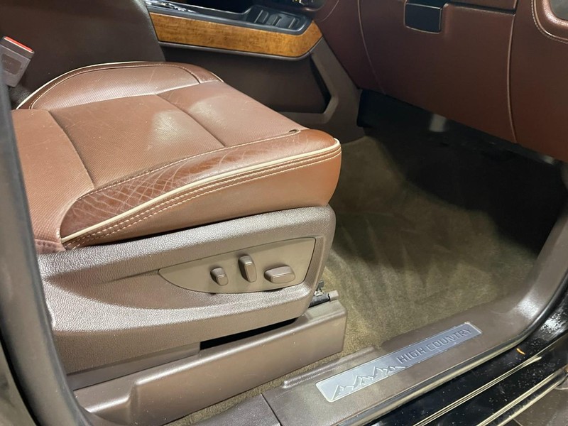 Chevrolet Silverado 1500 Vehicle Image 08