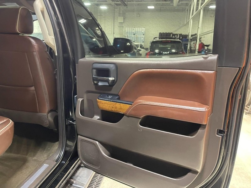 Chevrolet Silverado 1500 Vehicle Image 11