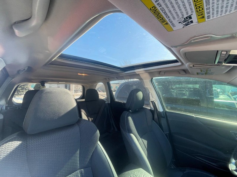 Subaru Forester Vehicle Image 03