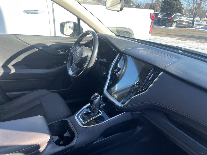 Subaru Outback Vehicle Image 03