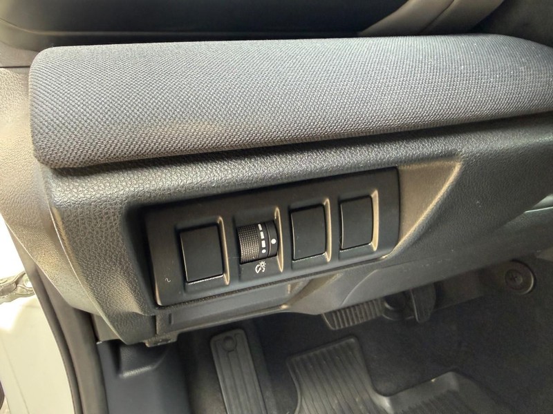 Subaru Outback Vehicle Image 18