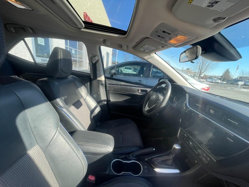 Toyota Corolla Vehicle Image 04