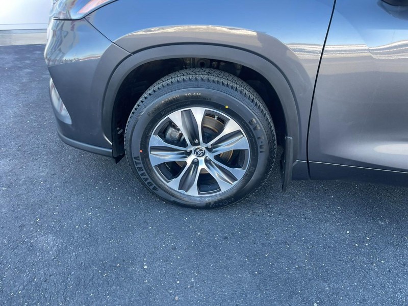 Toyota Highlander Vehicle Image 06