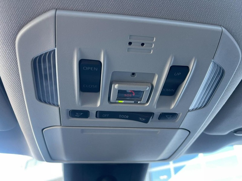 Toyota Highlander Vehicle Image 37