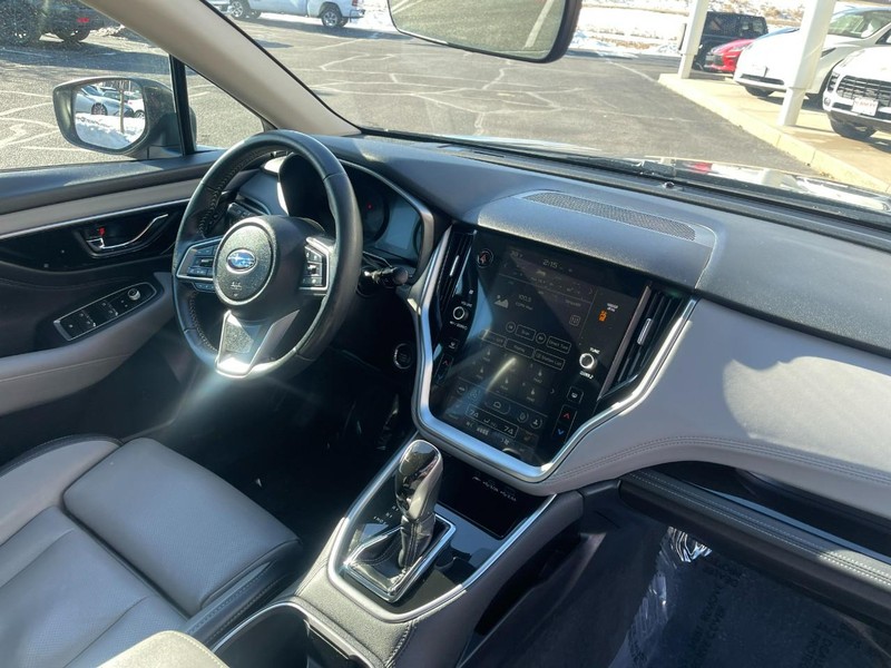 Subaru Outback Vehicle Image 09