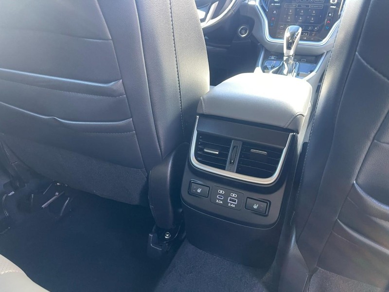 Subaru Outback Vehicle Image 14