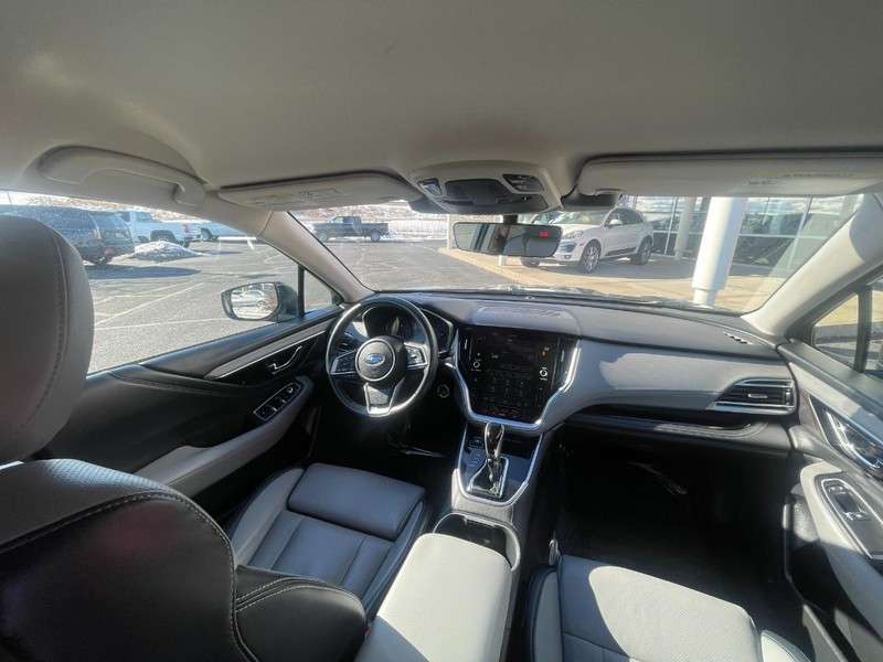 Subaru Outback Vehicle Image 15