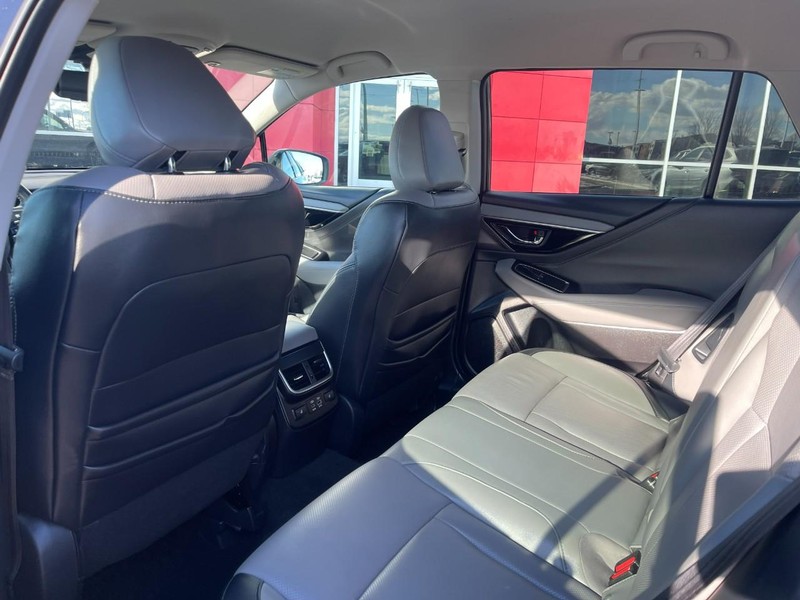 Subaru Outback Vehicle Image 19
