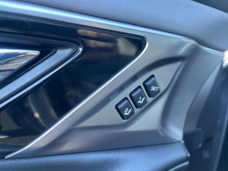 Subaru Outback Vehicle Image 25