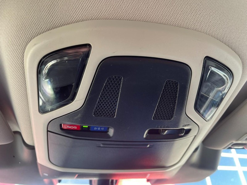 Subaru Outback Vehicle Image 38