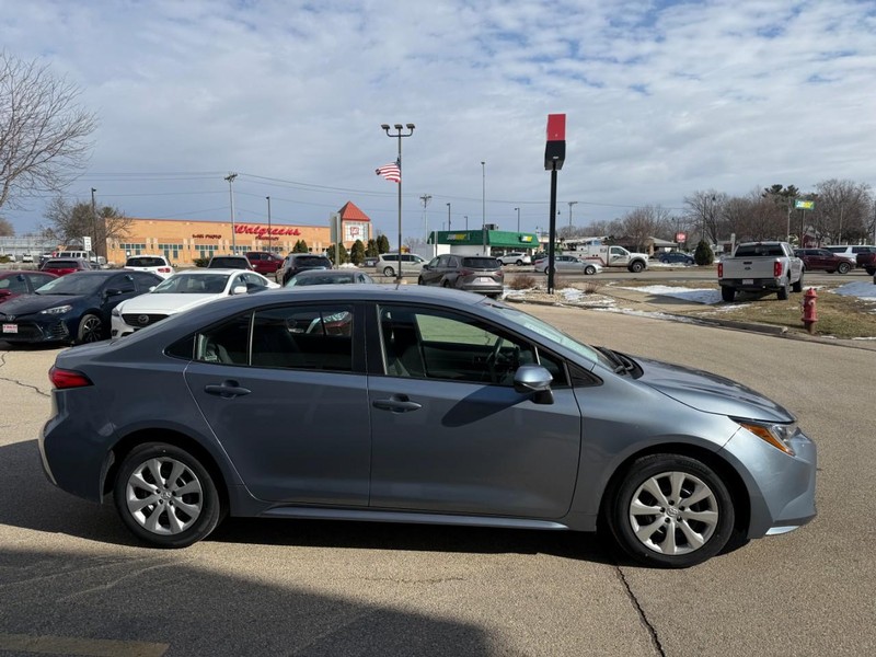 Toyota Corolla Vehicle Image 04