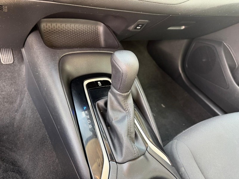 Toyota Corolla Vehicle Image 25