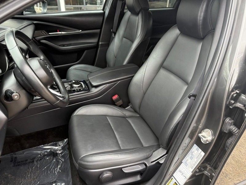 Mazda CX-30 Vehicle Image 09