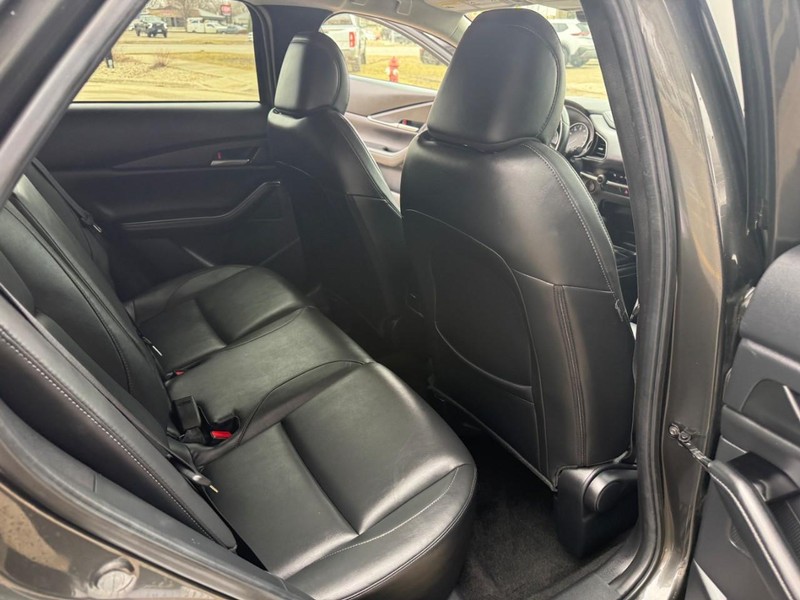 Mazda CX-30 Vehicle Image 16