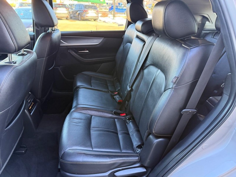 Mazda CX-90 Vehicle Image 11