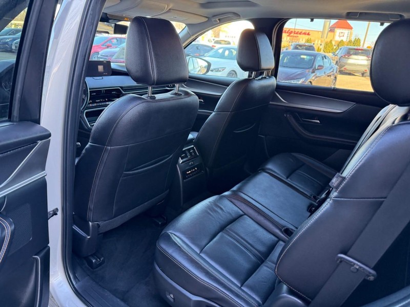 Mazda CX-90 Vehicle Image 12