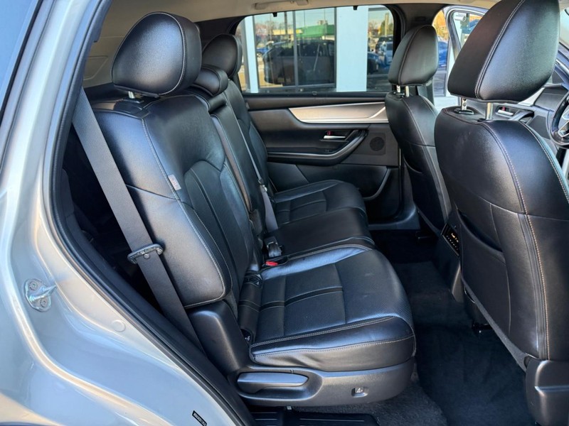 Mazda CX-90 Vehicle Image 17