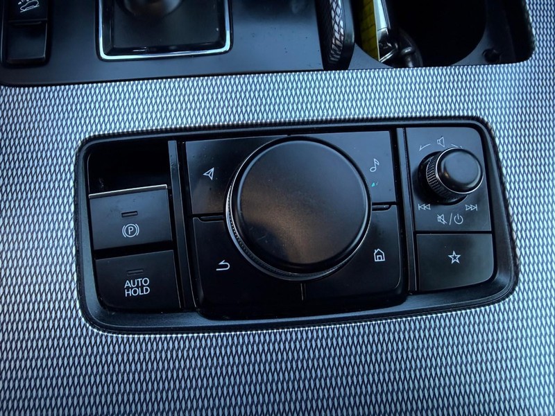 Mazda CX-90 Vehicle Image 34