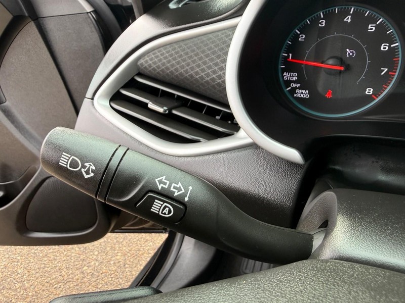 Chevrolet Malibu Vehicle Image 19