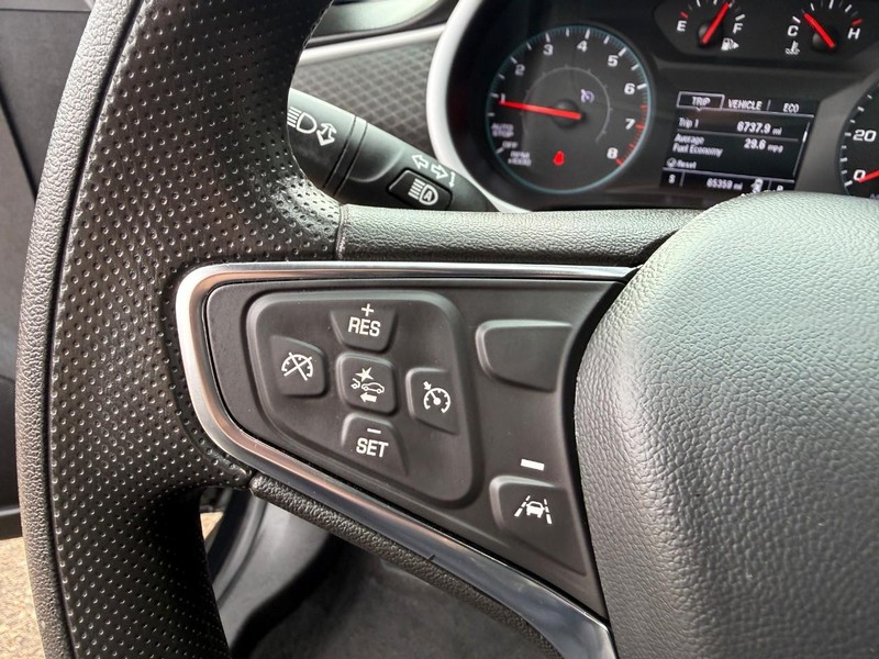 Chevrolet Malibu Vehicle Image 20