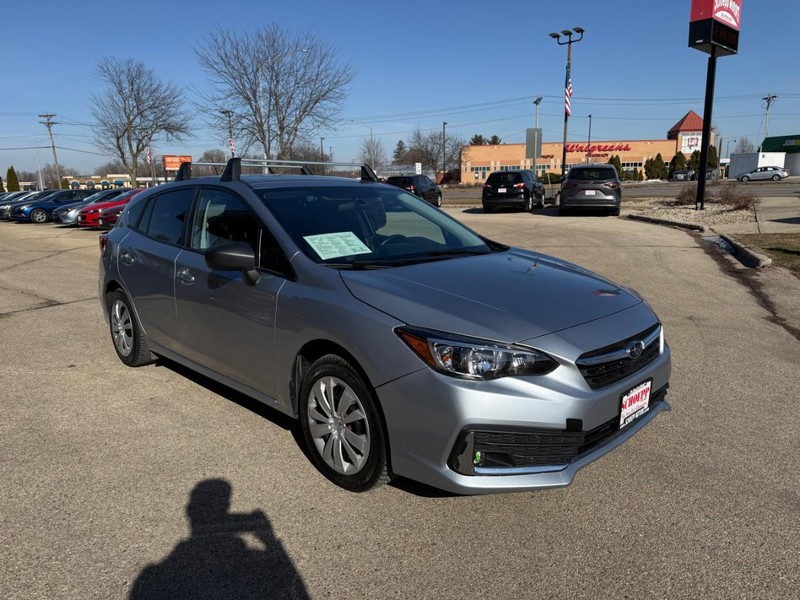 Subaru Impreza Vehicle Image 03