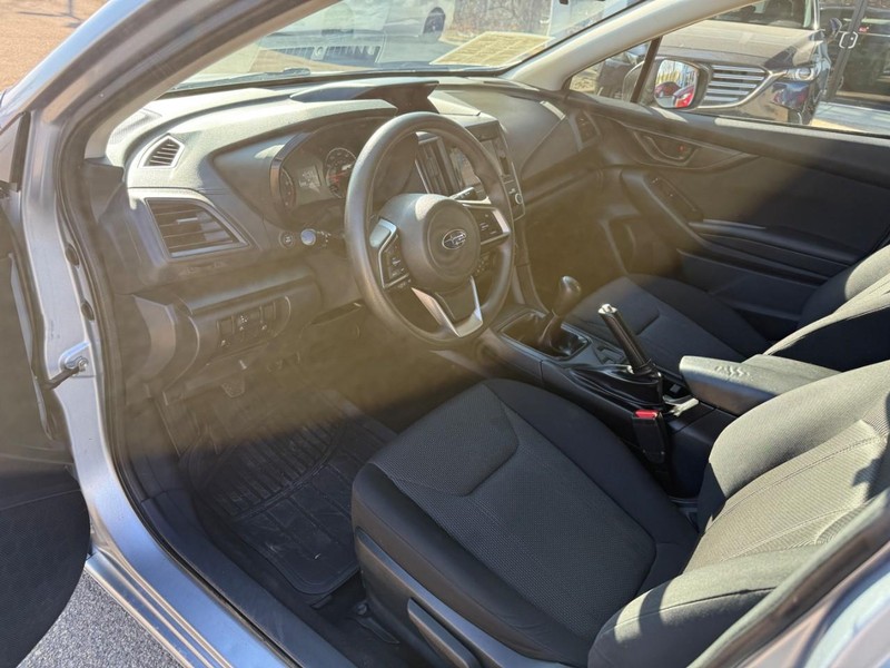 Subaru Impreza Vehicle Image 10