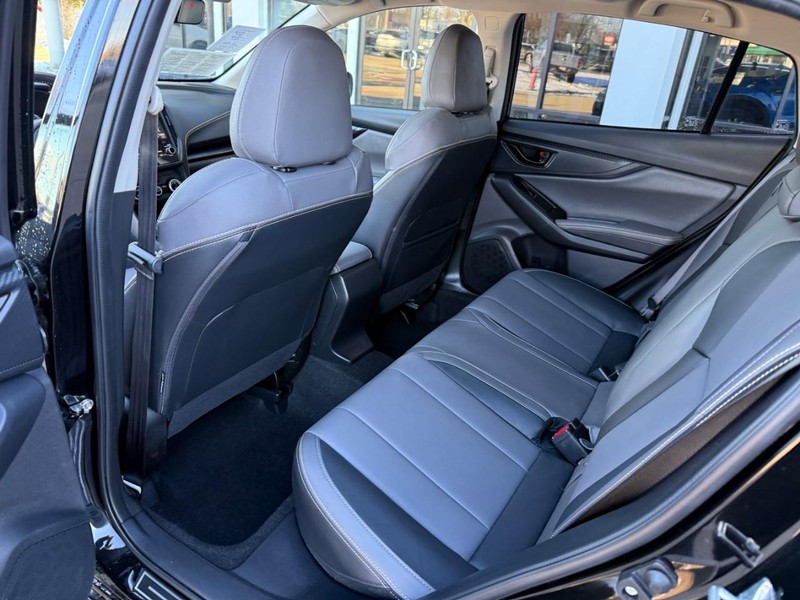 Subaru Crosstrek Vehicle Image 12