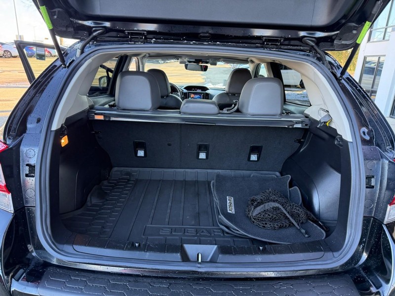 Subaru Crosstrek Vehicle Image 13