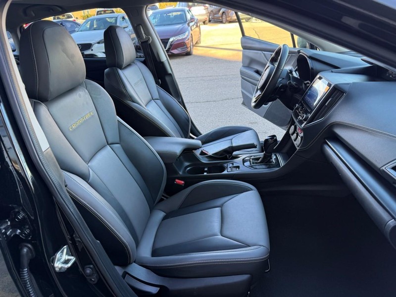 Subaru Crosstrek Vehicle Image 16