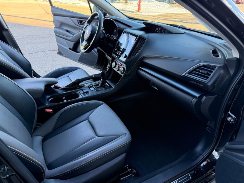 Subaru Crosstrek Vehicle Image 17