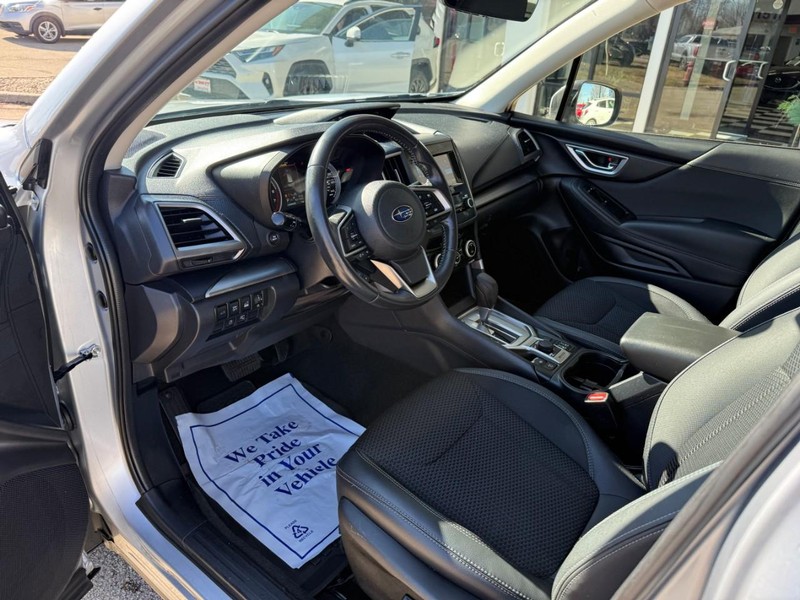 Subaru Forester Vehicle Image 10