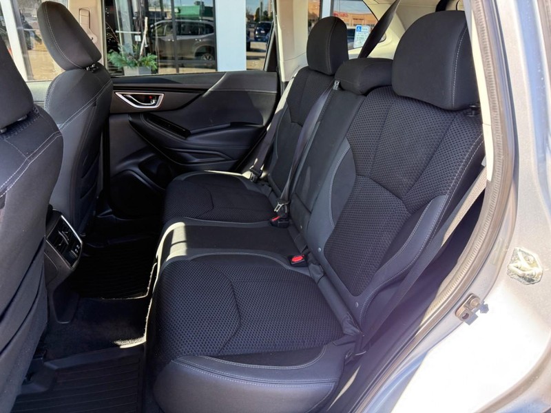 Subaru Forester Vehicle Image 11