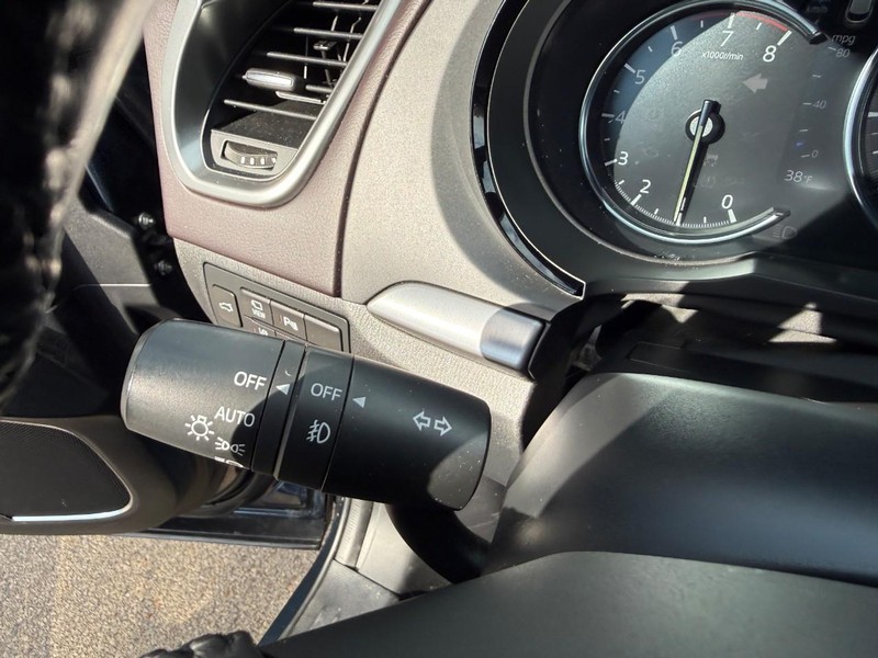 Mazda CX-9 Vehicle Image 23