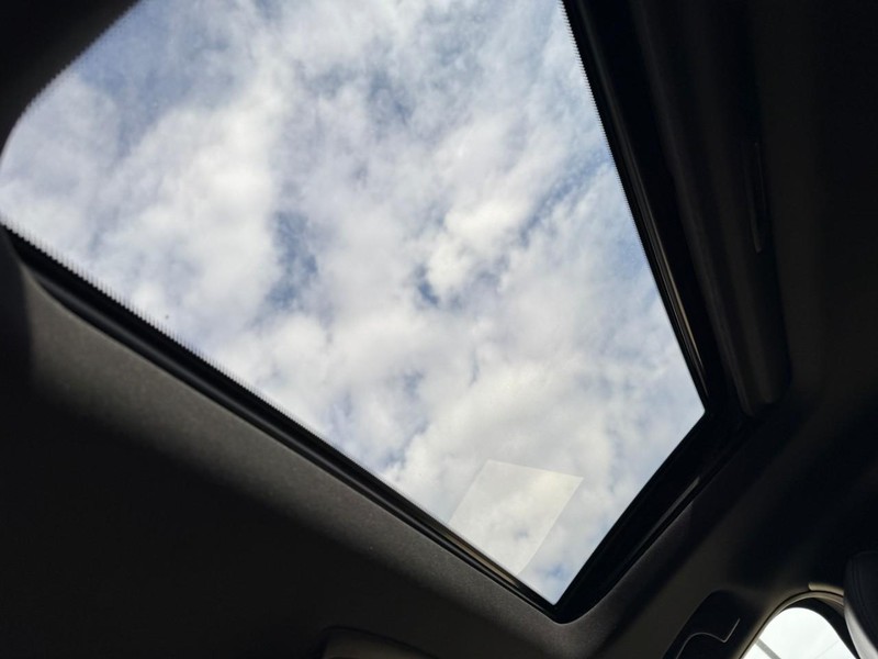 Mazda CX-9 Vehicle Image 33