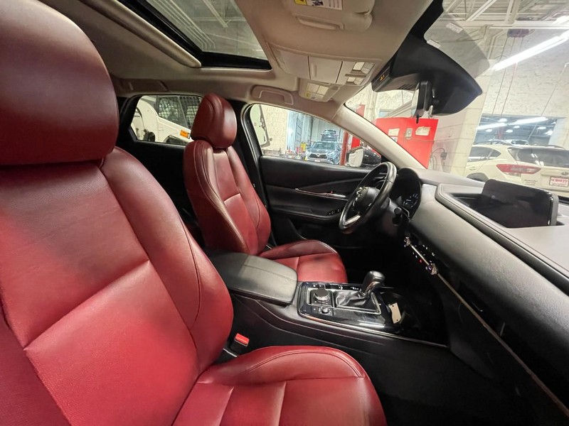 Mazda CX-30 Vehicle Image 11