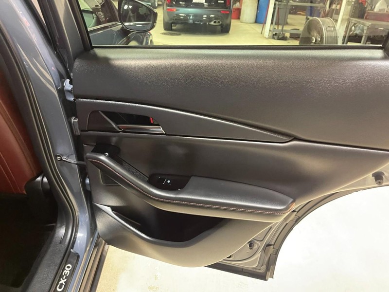 Mazda CX-30 Vehicle Image 15