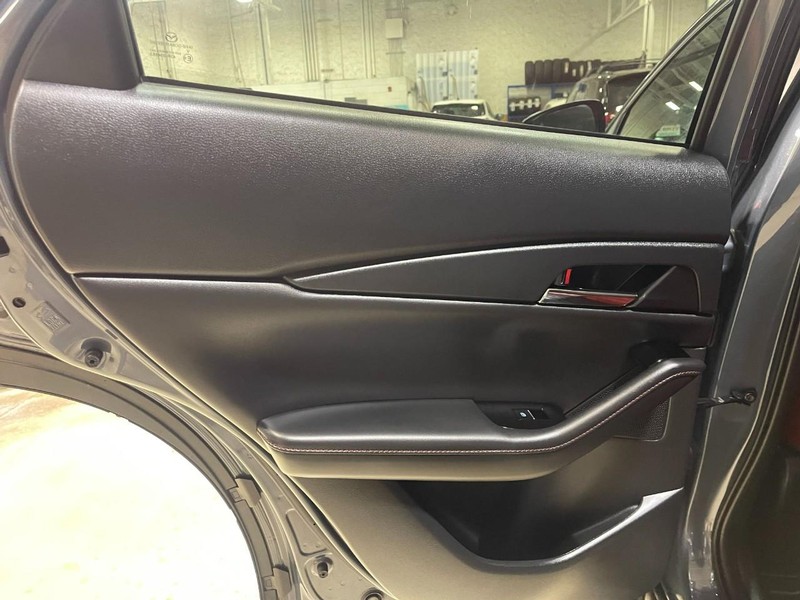 Mazda CX-30 Vehicle Image 18